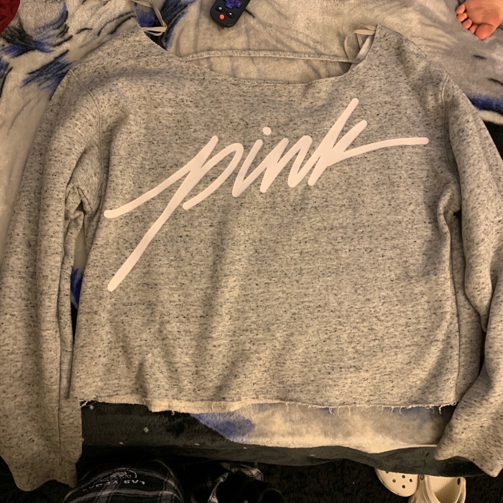 pink sweater